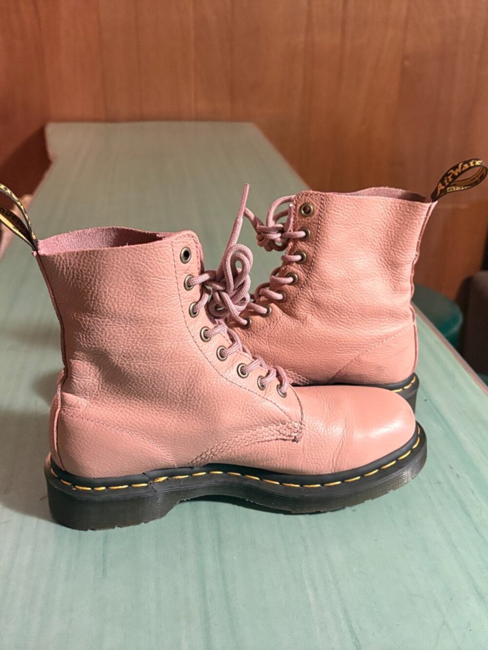 WORN 1X Womens Dr Martens Pascal Peach 1460 Boots US Size 7 - Picture 6 of 8